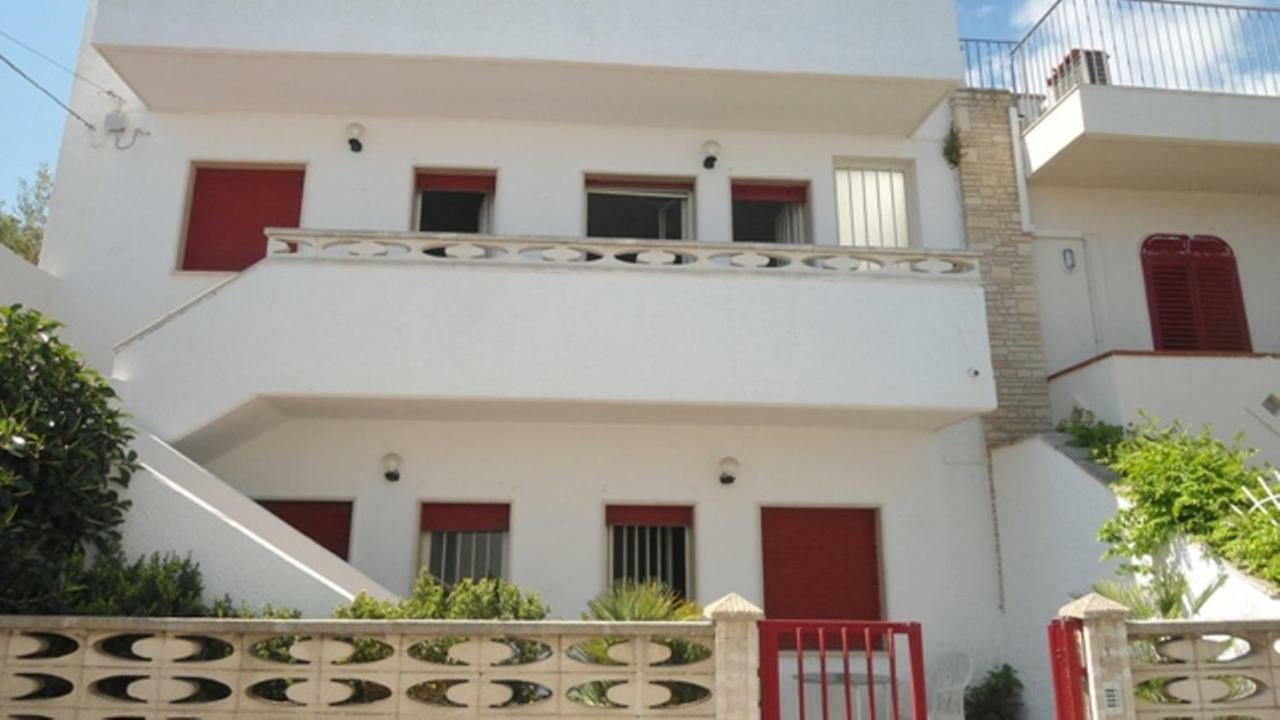 Bilocale Con Spazio Verde Santa Maria di Leuca Buitenkant foto